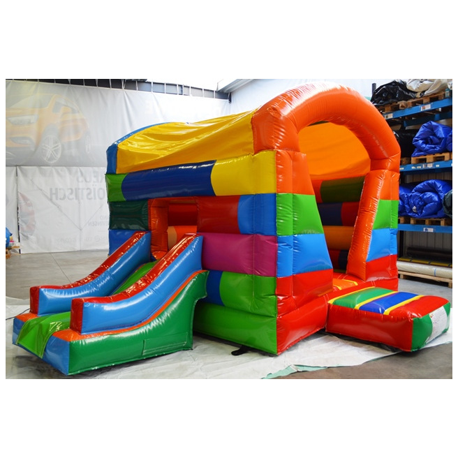 Speelplein Lego met dak en glijbaan