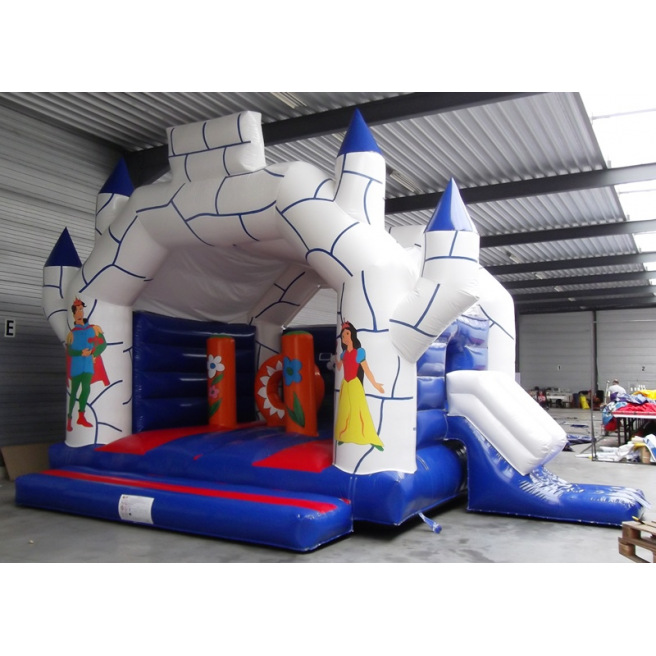 Kasteel Speciaal met glijbaan