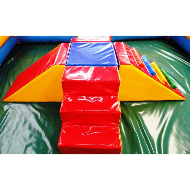 Softplay avec toboggan (4 parties)